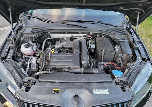 Skoda Superb cena 69900 przebieg: 132306, rok produkcji 2015 z Józefów małe 742